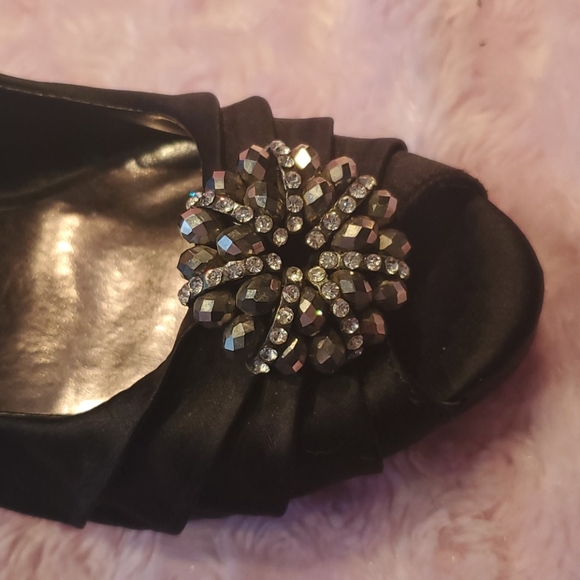 Black high heels open toe satin finish - Picture 4 of 5